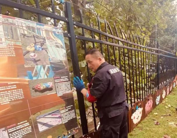 C:/Users/BA/Desktop/風雨過后南京保安迅速行動，恢復安“寧”面貌/8.jpg8