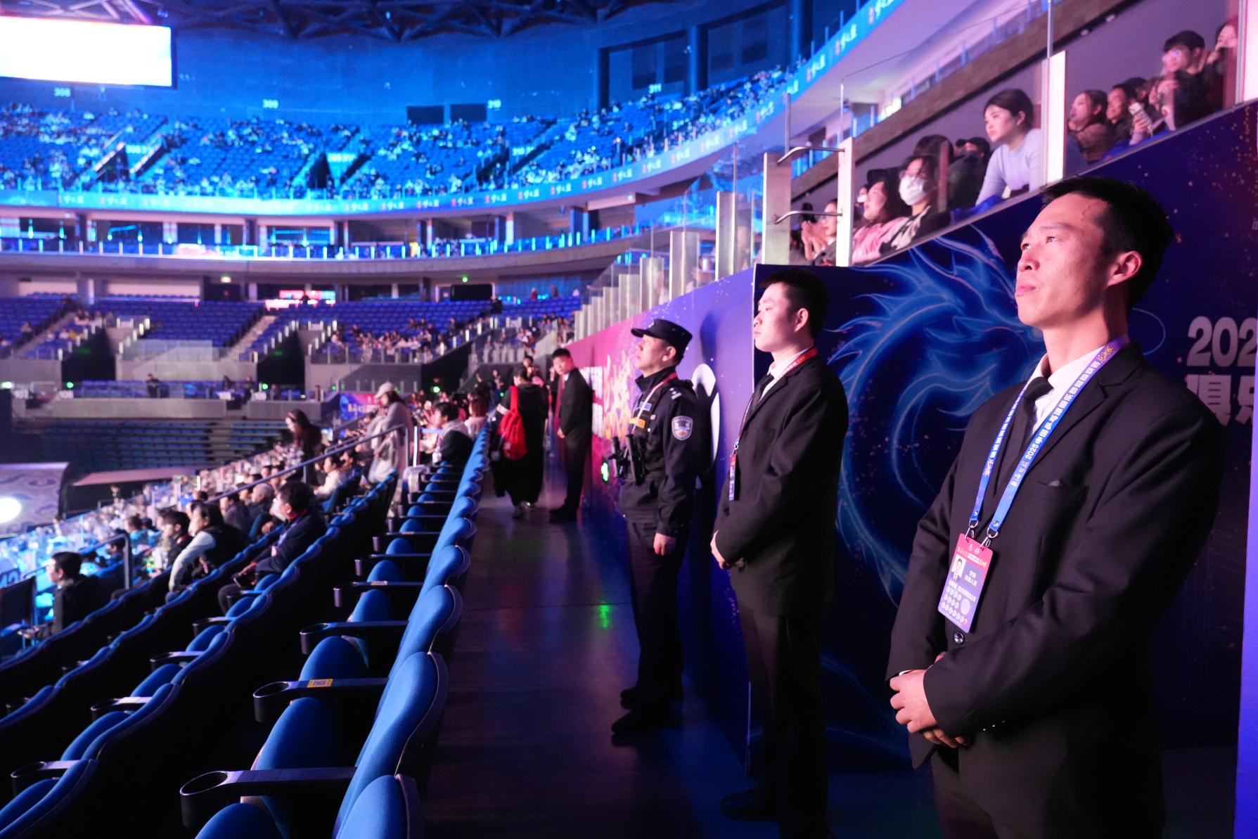 E:/25.12.10后 上傳網(wǎng)站留存/“安保鐵軍、硬核保障”2025系列報道四十一——乒超巔峰對決耀金陵 南京市保硬核護航筑平安/DSC06900.JPGDSC06900